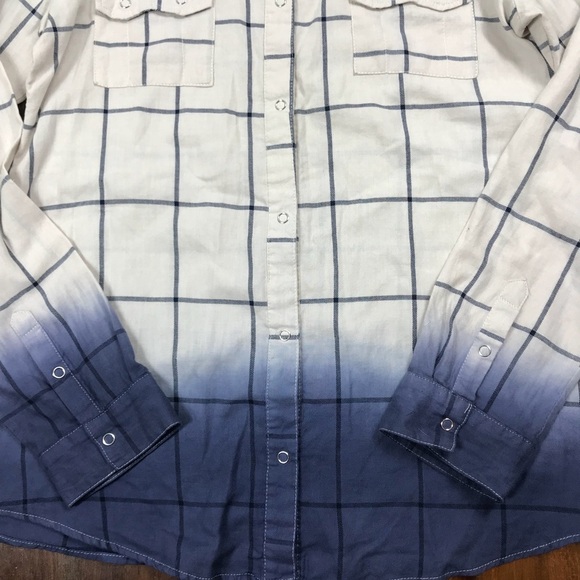 Gimmicks by BKE Window Pane Snap Front Shirt - Picture 4 of 7